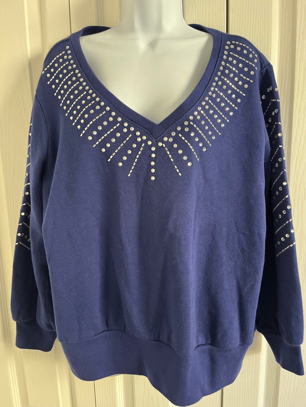 INC International Concepts Navy Rhinestone Embellished V-Neck Sweatshirt Top 1X